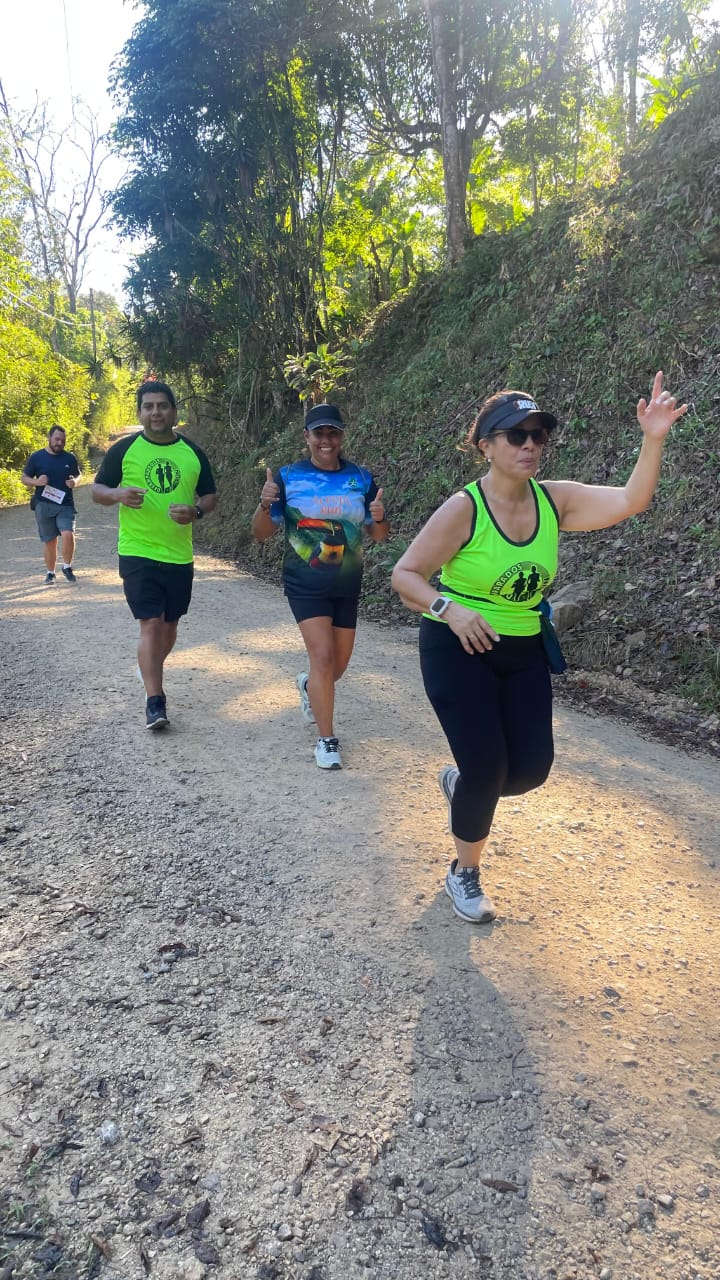 AcostaRUN 2da Edición — Grupo de corredores en trail