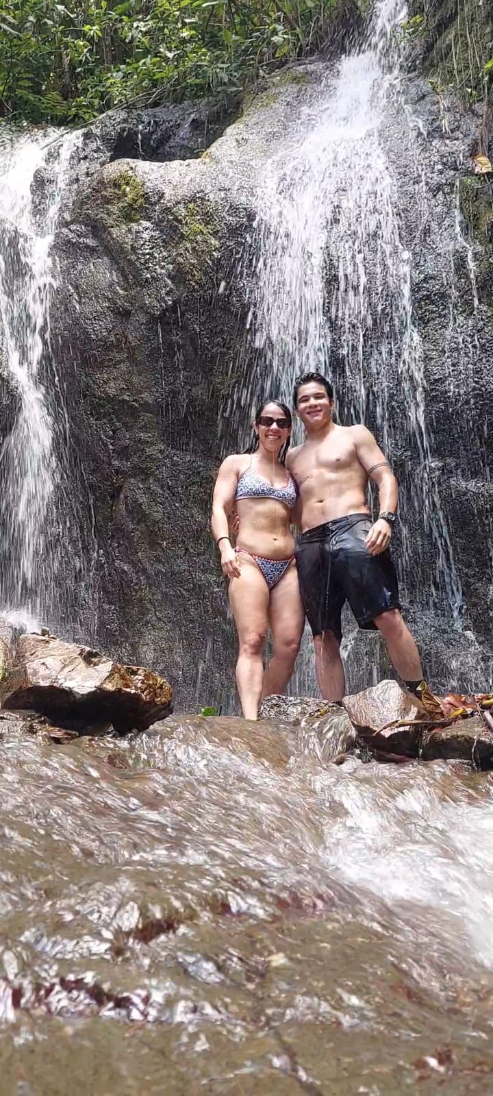 Cascadas cercanas para explorar en pareja
