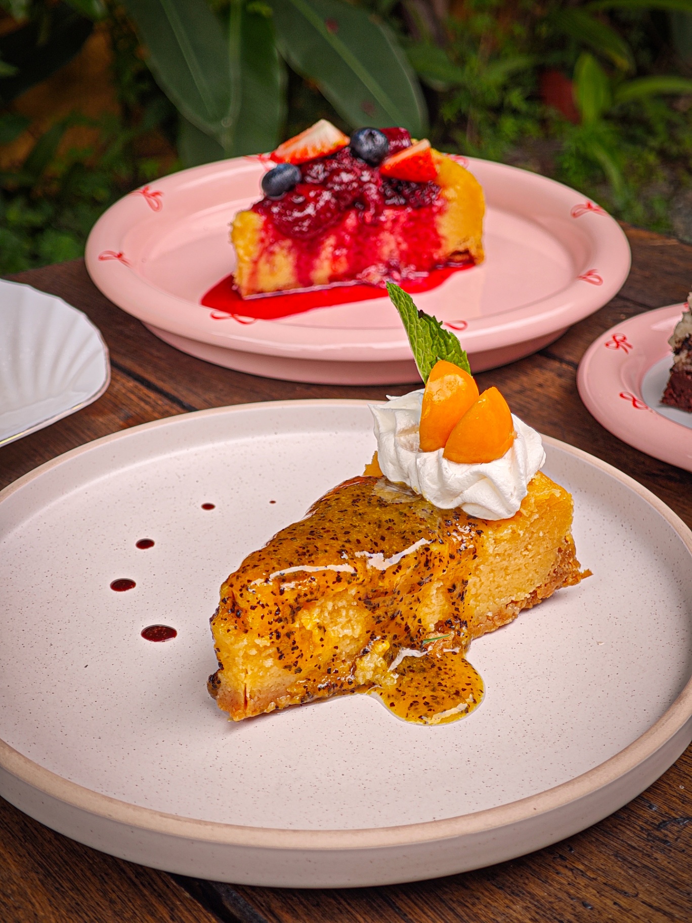 Postres caseros con frutas frescas