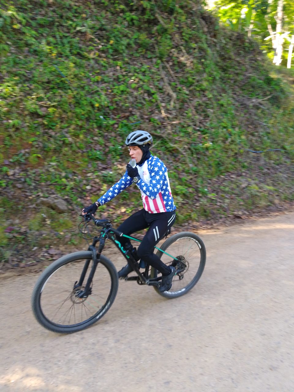AcostaMTB — ciclista en ruta