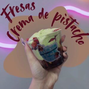 Fresas con crema de pistacho